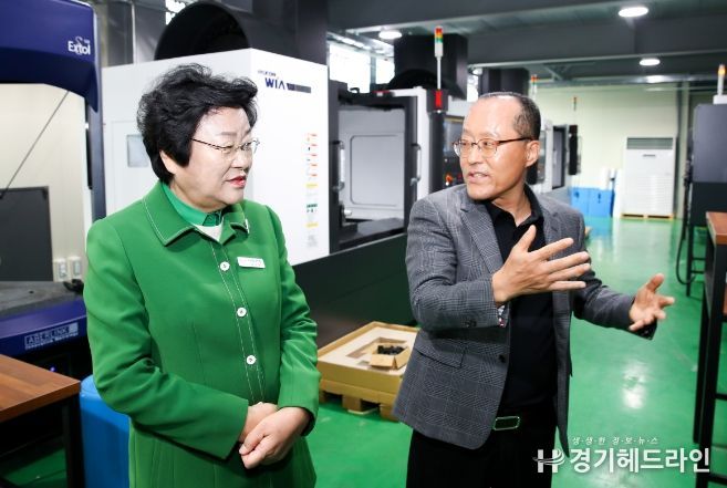 김경희 시장 업체 방문