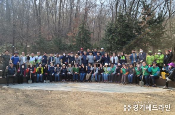 남양주시 다산2동, 황금산 나무 심기 행사 실시