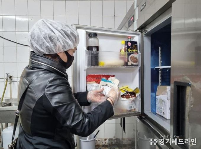 파주시, 봄나들이 철 맞아 다중이용시설 주변 식품접객업소 위생점검