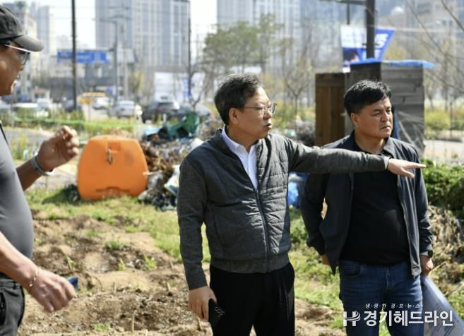 박사승 수원특례시 영통구청장, 망포동 공터 및 공공공지 현장 방문