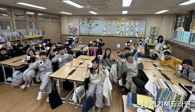 옥빛초등학교, 교실 안팎에서‘과학의 날’ 다채로운 체험 진행 사진