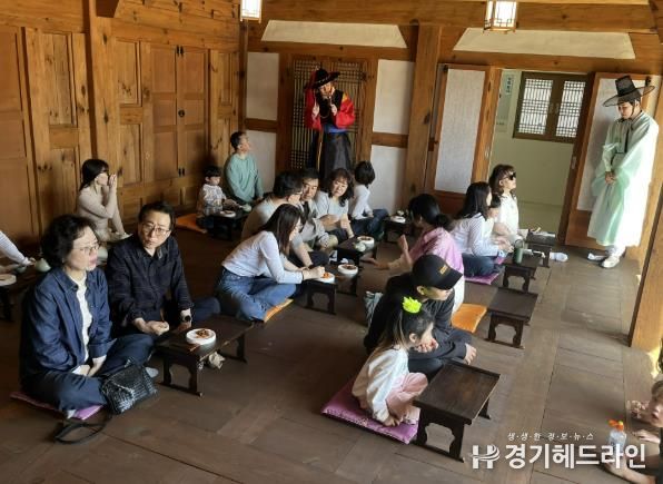 '양주목사의 찻집' 80팀 관람객 몰려…조선시대 차와 다과 체험