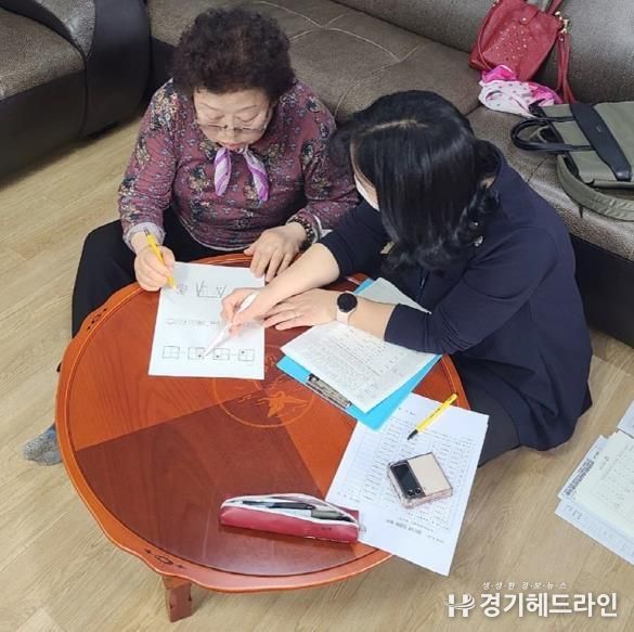 수원특례시 팔달구 화서1동,치매선별검사 통해 어르신 건강 돌봄 실천