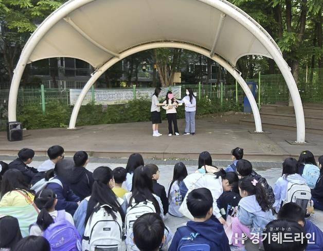 안양 귀인초등학교, '수요 버스킹' 공연 실시