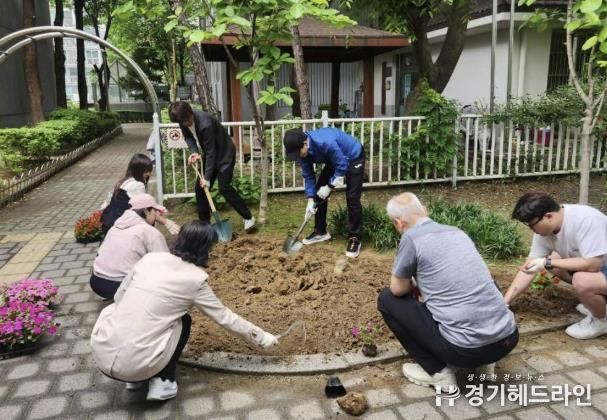 수원특례시 장안구 정자3동, 통학로 주변에 손바닥정원 조성