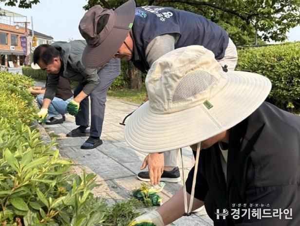 수원특례시 팔달구 행궁동 통장협의회, 2025 ITS 아태총회 대비 환경 정비 활동 실시