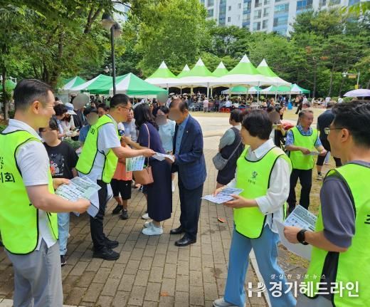 수원특례시 영통구 영통1동 주민자치회, 올바른 분리배출 캠페인 실시