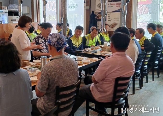 수원특례시 장안구 율천동, 청소업체 격려 위한 오찬 간담회 개최