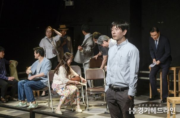 <12인의 성난 사람들> 공연 사진