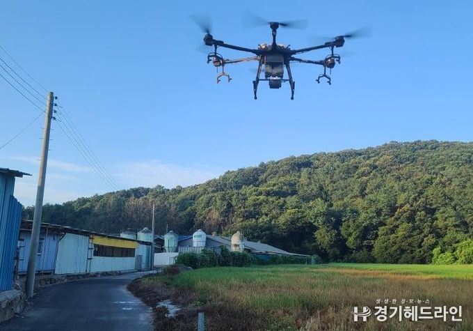 파주시, 무인기(드론) 활용해 야생 멧돼지 기피제 살포