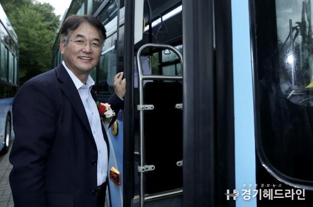 N002 누리버스 개통식에 참석한 이동환 고양특례시장