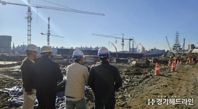 지난 28일 이목동 공동주택 신축 건설공사장을 점검하는 모습