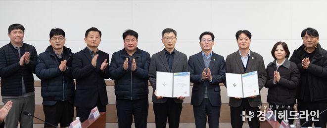 인천시설공단(이사장 김재보)은 안전보건공단의 「2025년 위험성 평가 우수사업장 인정제도」에서 공단이 관리하는 ‘송림체육관’과 ‘어린이과학관’이 위험성 평가 우수사업장 ‘재인정’을 획득했다.