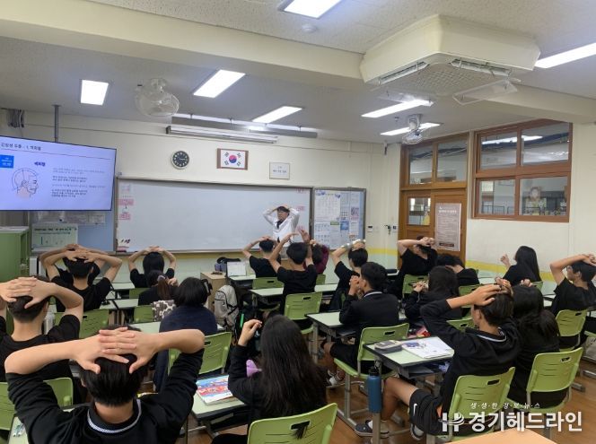 청소년 몸튼튼 한의약건강교실 운영 모습