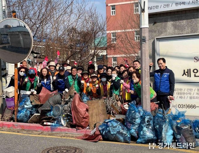 평택시 신장2동 새봄맞이 일제대청소 실시