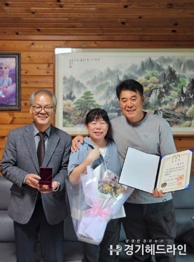 故 김흥악 지사의 외증손자 내외